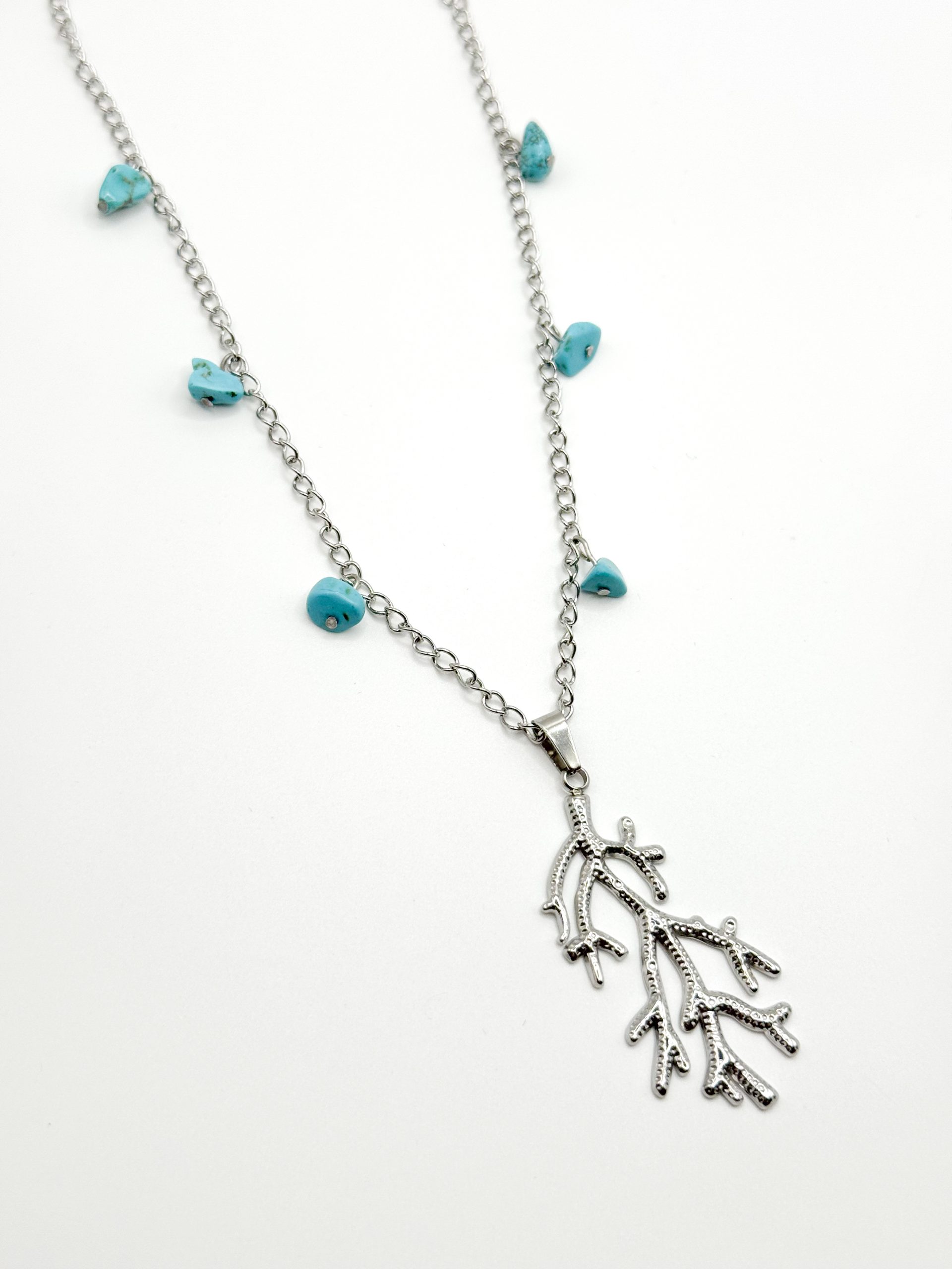 Sea breeze necklace with turquoise beads
